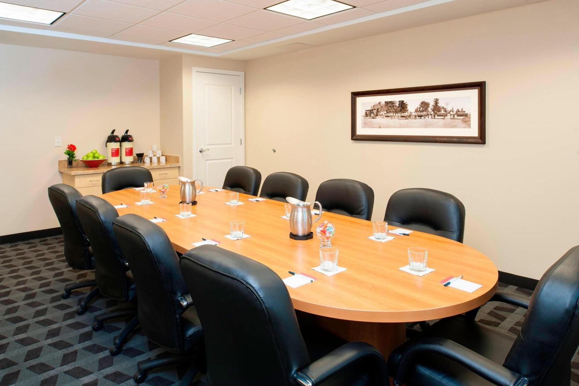 Hotel Towneplace Des Moines Urbandale 3*